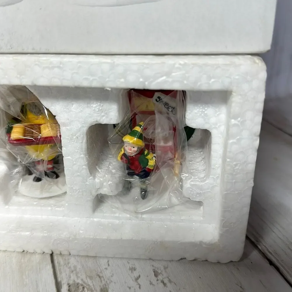 Department 56‎ Baker Elves Heritage Village Collection #5603-0